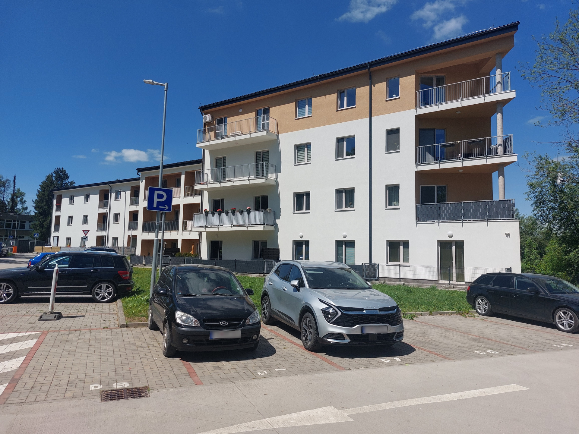 Apartment Building Javorová – photo 8